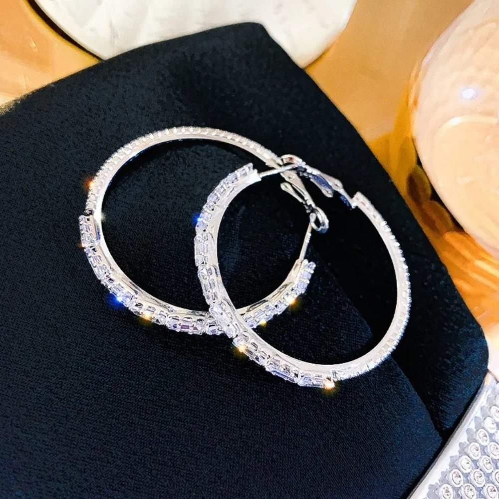 NEW 925 STERLING SILVER HOOP WHITE SAPPHIRE EARRINGS - Picture 7 of 9